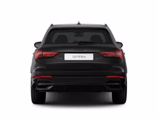 AUDI Q3 35 TFSI S tronic Identity Black