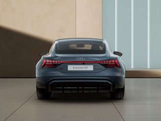 AUDI S e-tron GT quattro