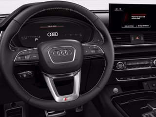 AUDI Q5 40 TDI 204 CV quattro S tronic Identity Black