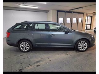 SKODA Octavia wagon 1.5 g-tec executive 130cv dsg