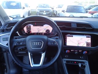 AUDI Q3 35 2.0 tdi business advanced s-tronic