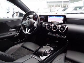 MERCEDES A 180 d premium auto